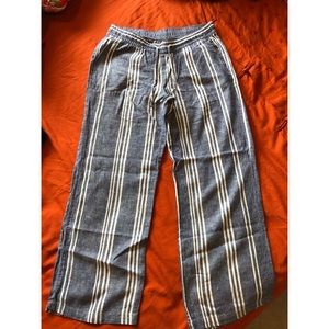 Wide-leg linen pants